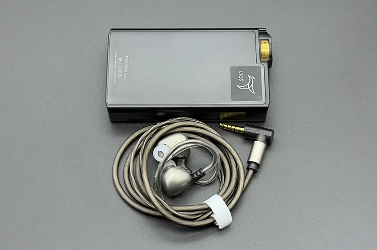 DITA Audio Mecha beside Lotoo PAW Gold Touch