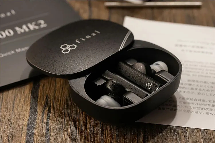 final ZE8000 MK2 cradle open with earbuds inside