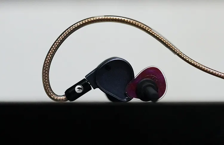 FIR Audio E12 Swap X plug on plate