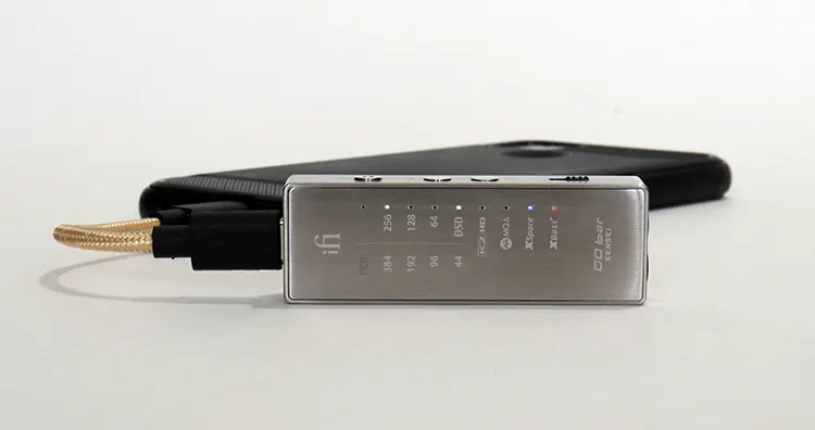 iFi Audio GO bar Kensei paired with smartphone