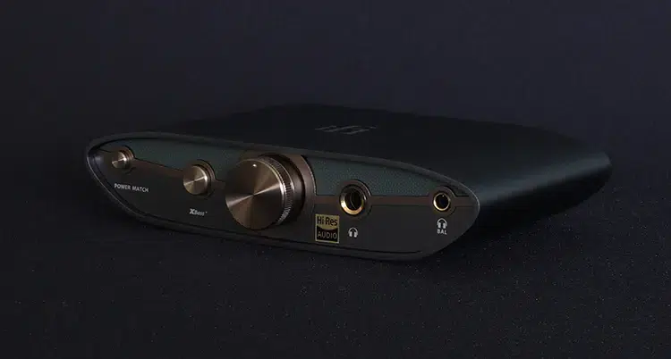 iFi audio ZEN DAC 3 front panel