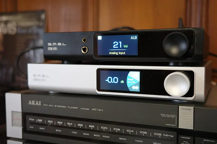 SMSL RAWPro-DAC1 on top of AT-K1 amplifier