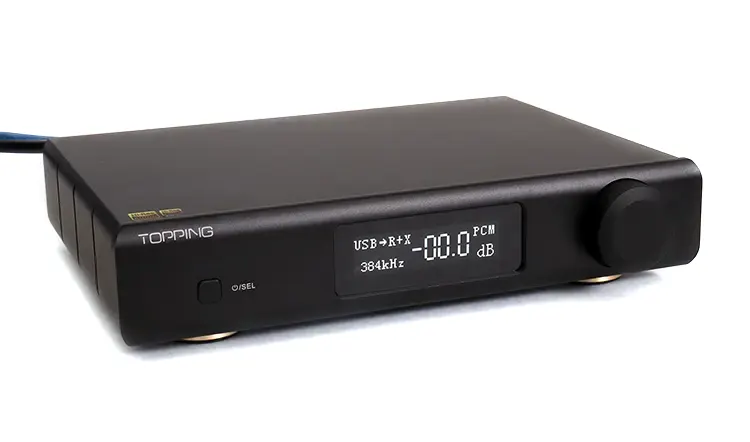 Topping D90 III Sabre with LCD panel active