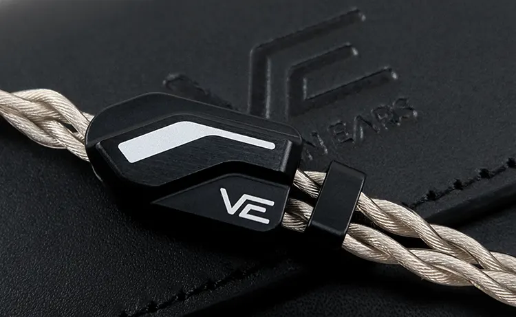 Vision Ears VE10 cable on case